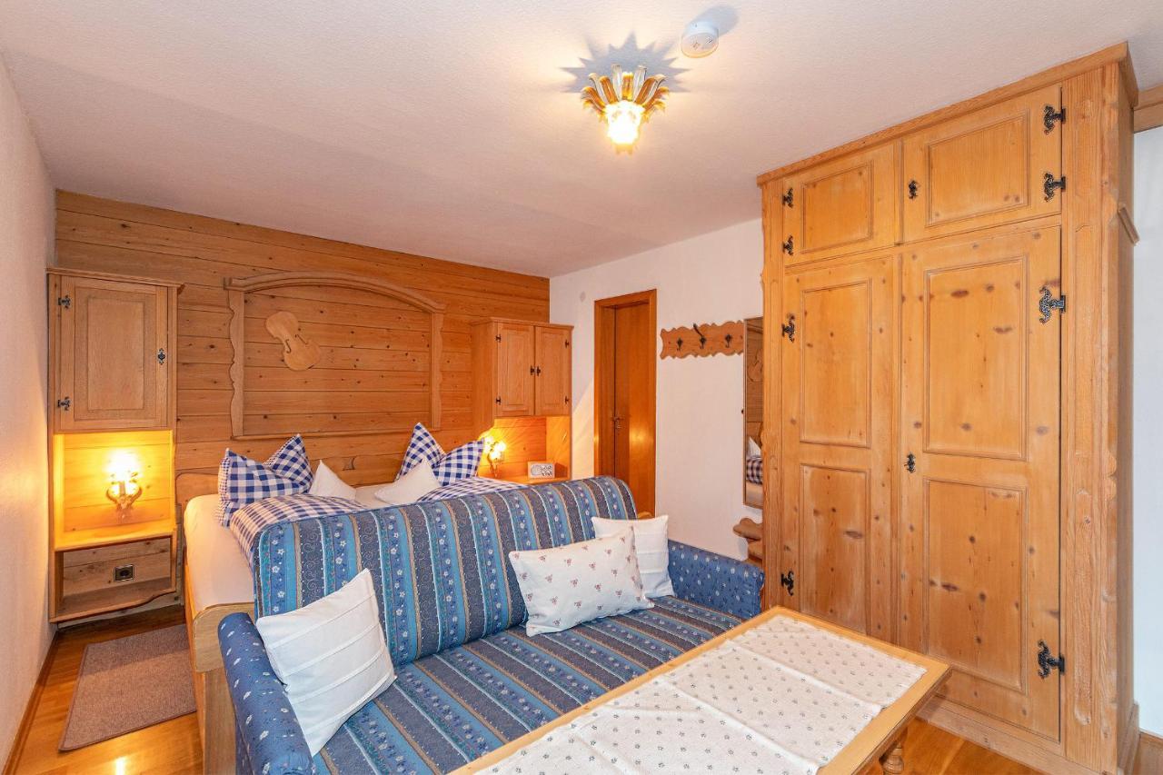 Beim Gschdoaga Appartement Mittenwald Buitenkant foto