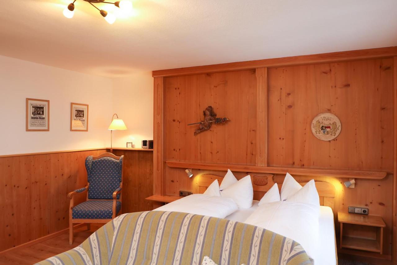 Beim Gschdoaga Appartement Mittenwald Buitenkant foto