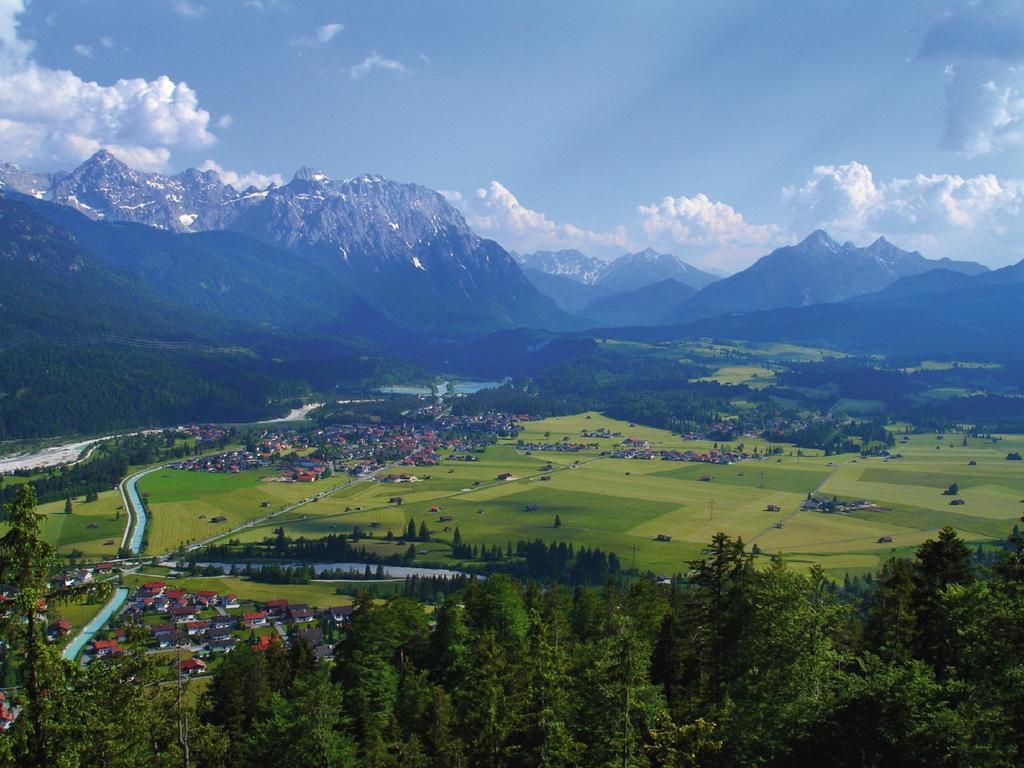 Beim Gschdoaga Appartement Mittenwald Buitenkant foto